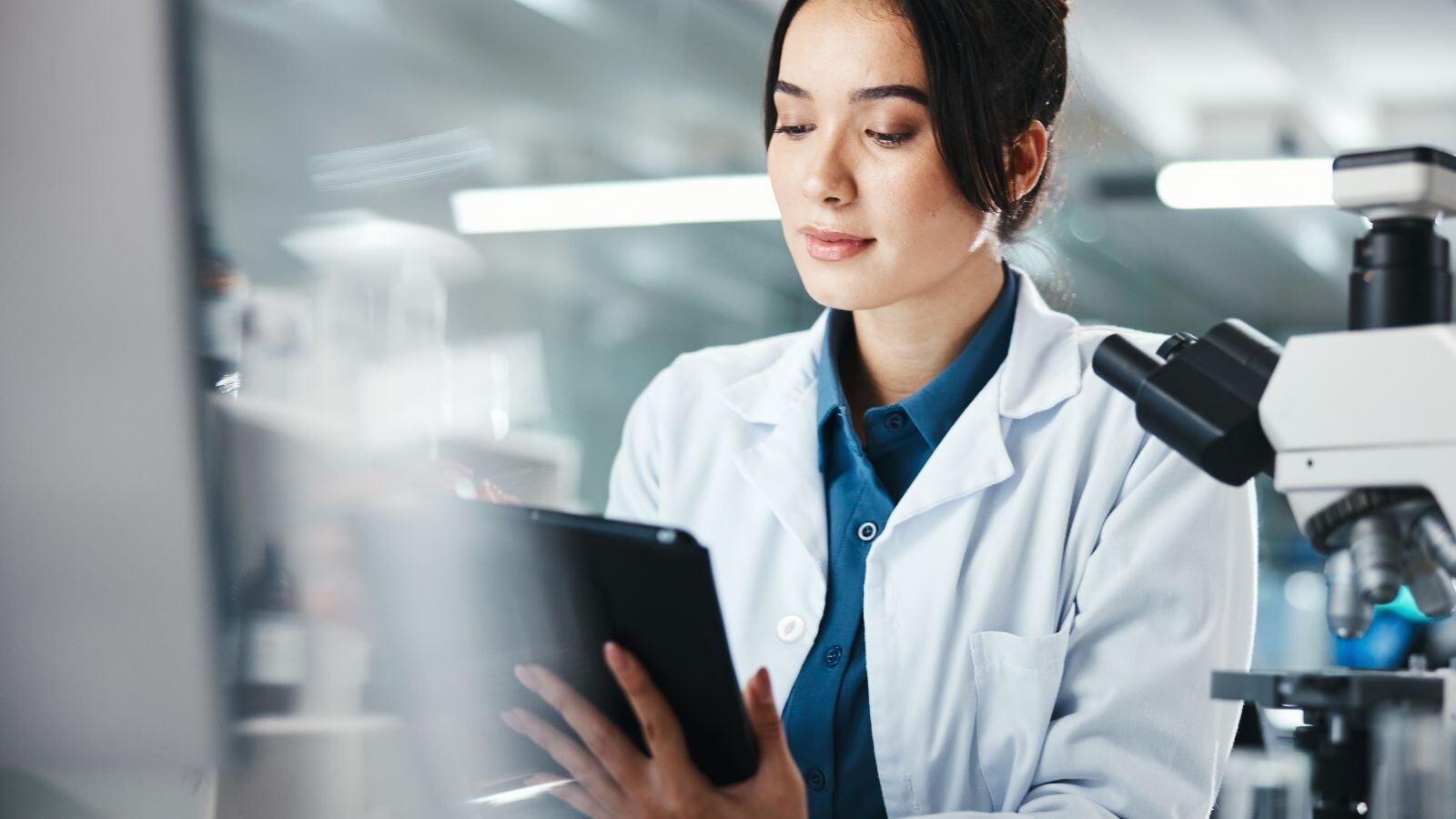 Seguimiento de las reacciones adversas de los medicamentos - Farmacovigilancia - QbD Group
